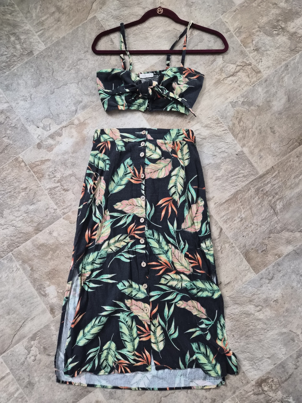 ILLA ILLA Black Tropical Button-Front Maxi Skirt with Green & Coral Leaves